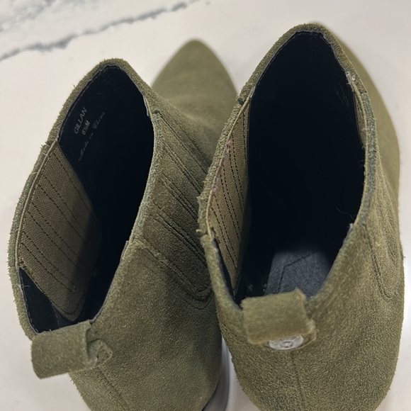 NYDJ Olive NWOT Gillian Suede Pointed Toe Booties w/ 1 1/2” Heel sz.6 1/2 - Picture 11 of 12